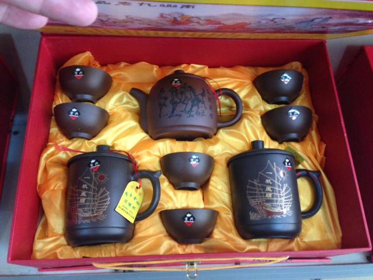 traditionelles Handwerk - Yxing Teekannen